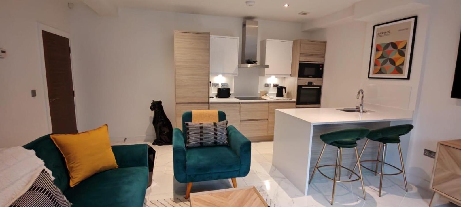 Luxury Apartment: City Centre, Stylish, Modern Chester Eksteriør billede